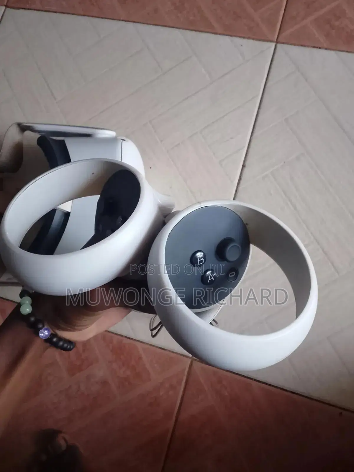 Meta Quest 2 128gb With Controllers – Ugx 750,000