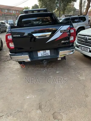 Toyota Hilux 2017 Black