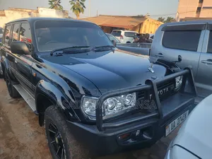 Toyota Land Cruiser 1990 Black