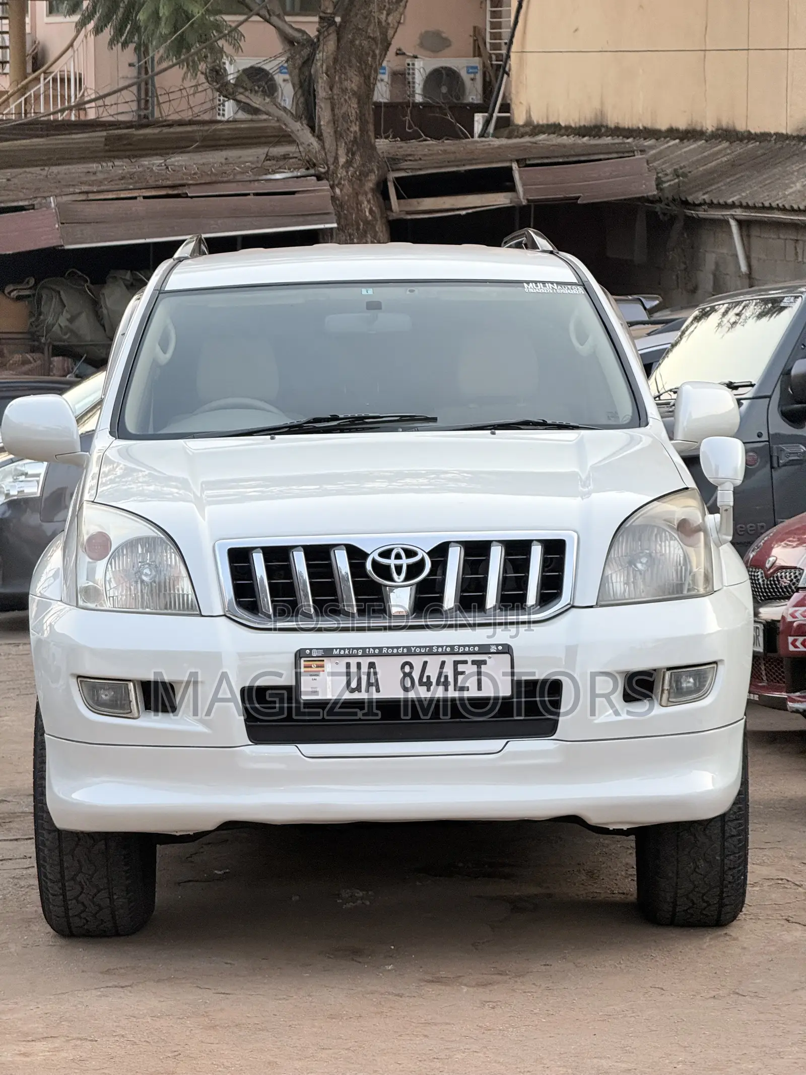 Toyota Land Cruiser Prado 2010 White
