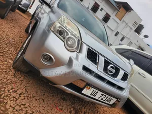 Nissan X-Trail 2010 Silver