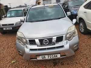 Nissan X-Trail 2010 Silver