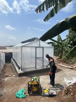 Solar Dryers Built By Experts In Uganda