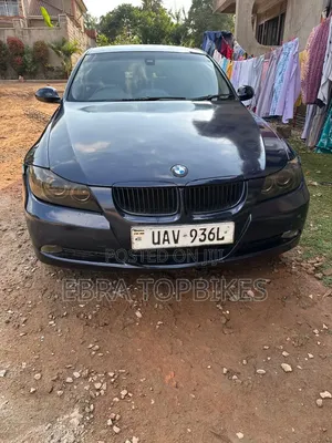 BMW 320i Sedan RWD 2008 Black