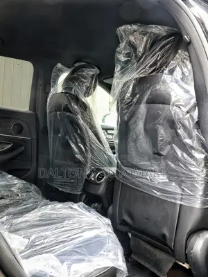 Mercedes-Benz E220 2017 Blue