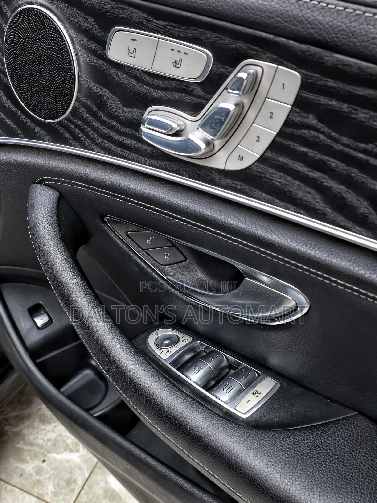 Mercedes-Benz E220 2017 Blue