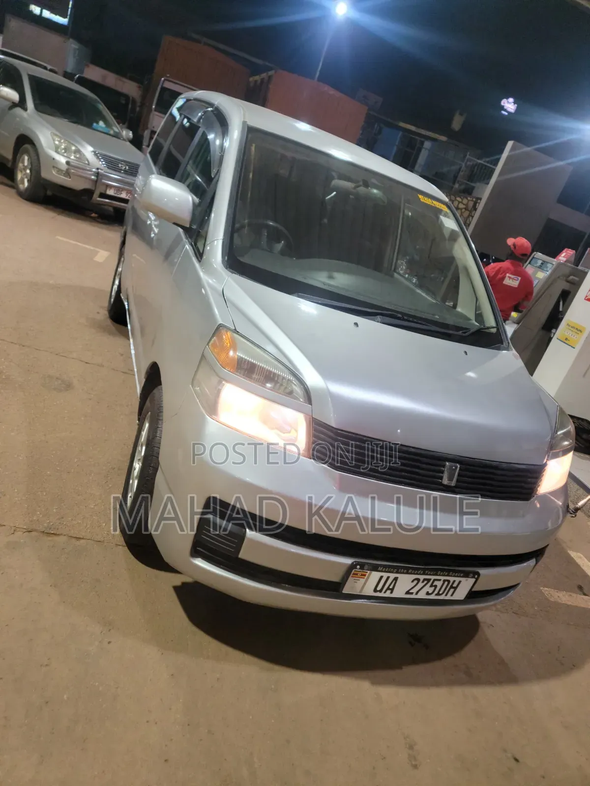 Toyota Noah 2006 Silver