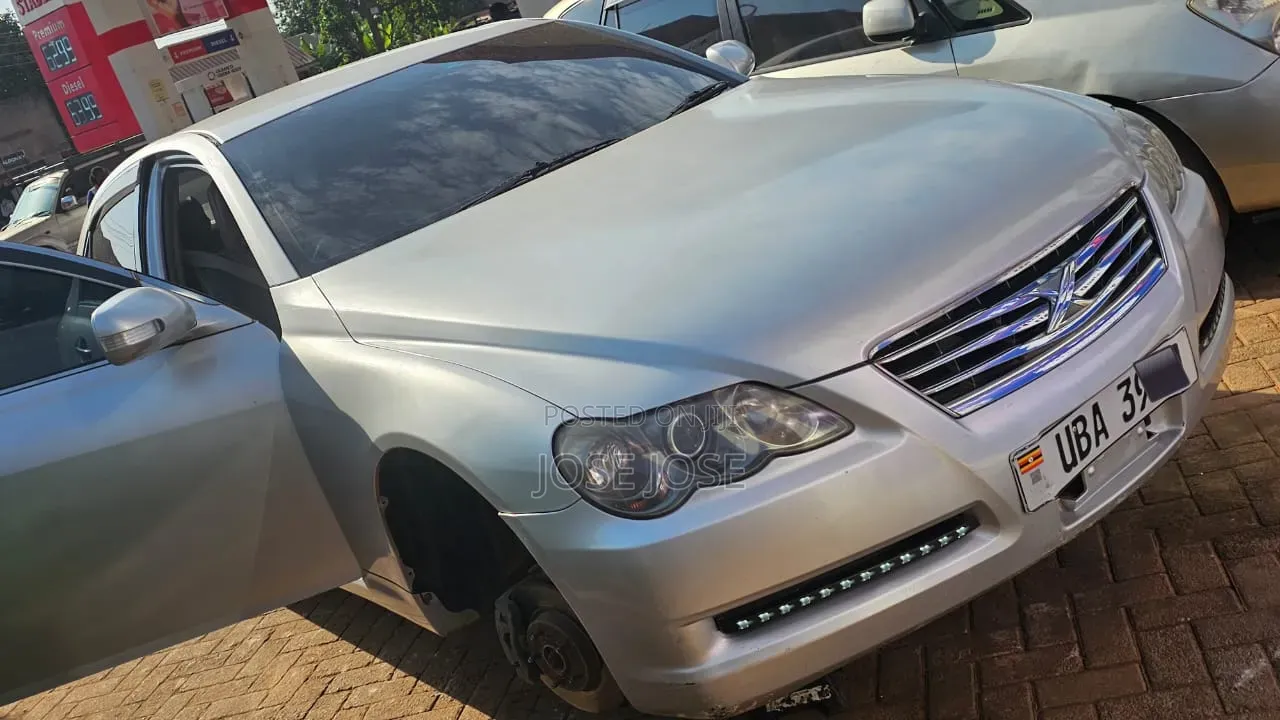 Toyota Mark X 2008 Silver