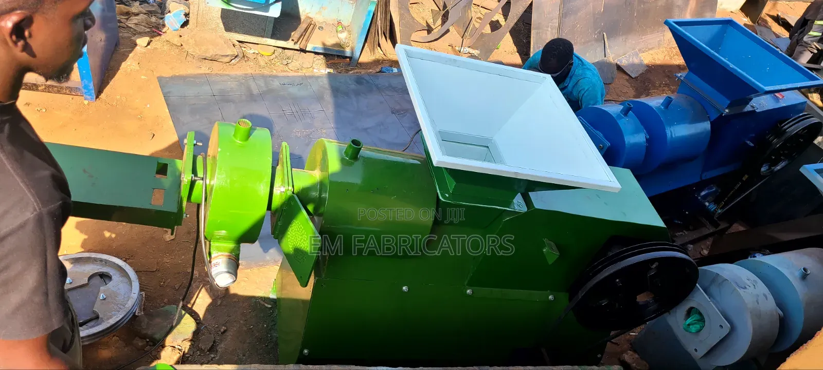 S600kg/Hr Semi-Automatic Soap Machine