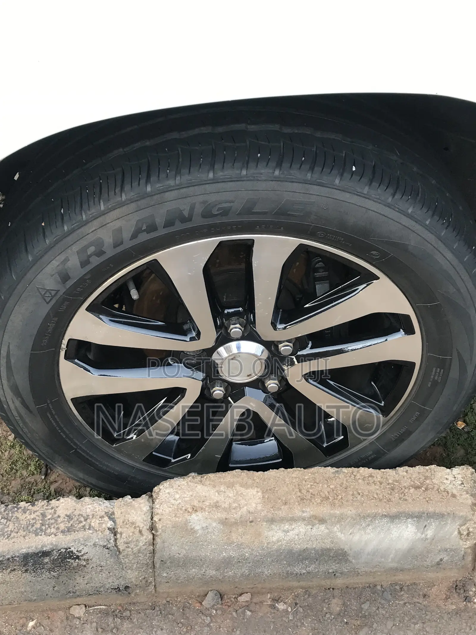 Toyota Land Cruiser Prado 2018 White