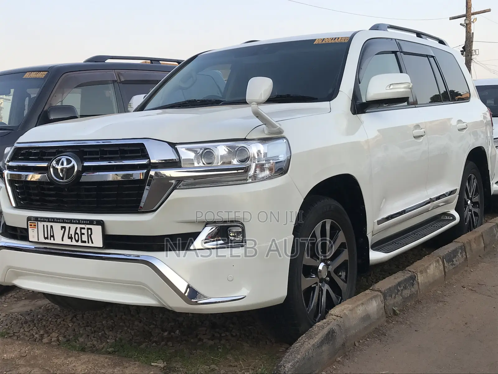 Toyota Land Cruiser Prado 2018 White