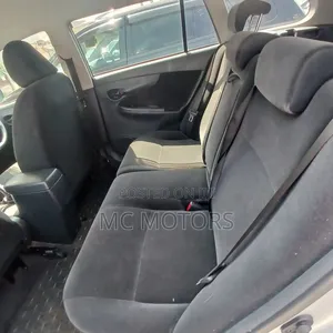 Toyota Corolla Fielder 2012 Silver