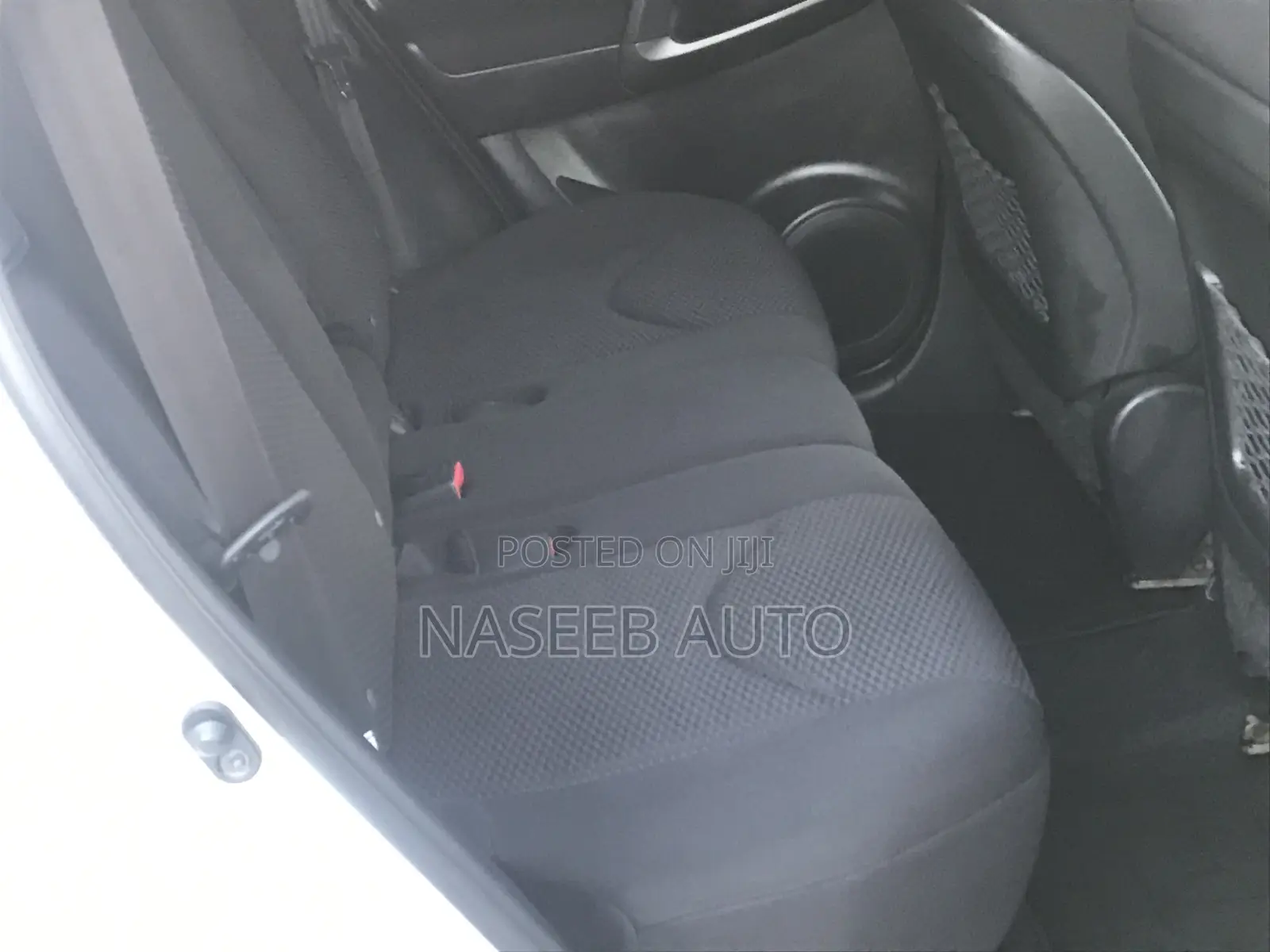 Toyota RAV4 2010 White