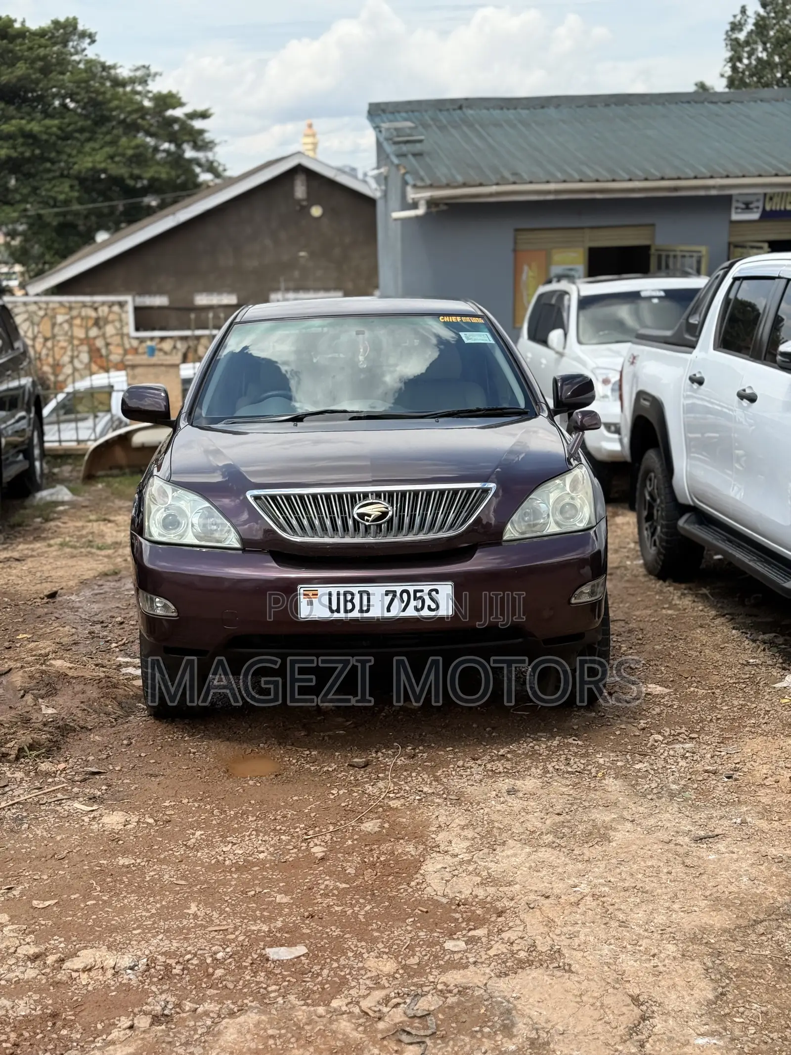 Toyota Harrier 2010 Maroon