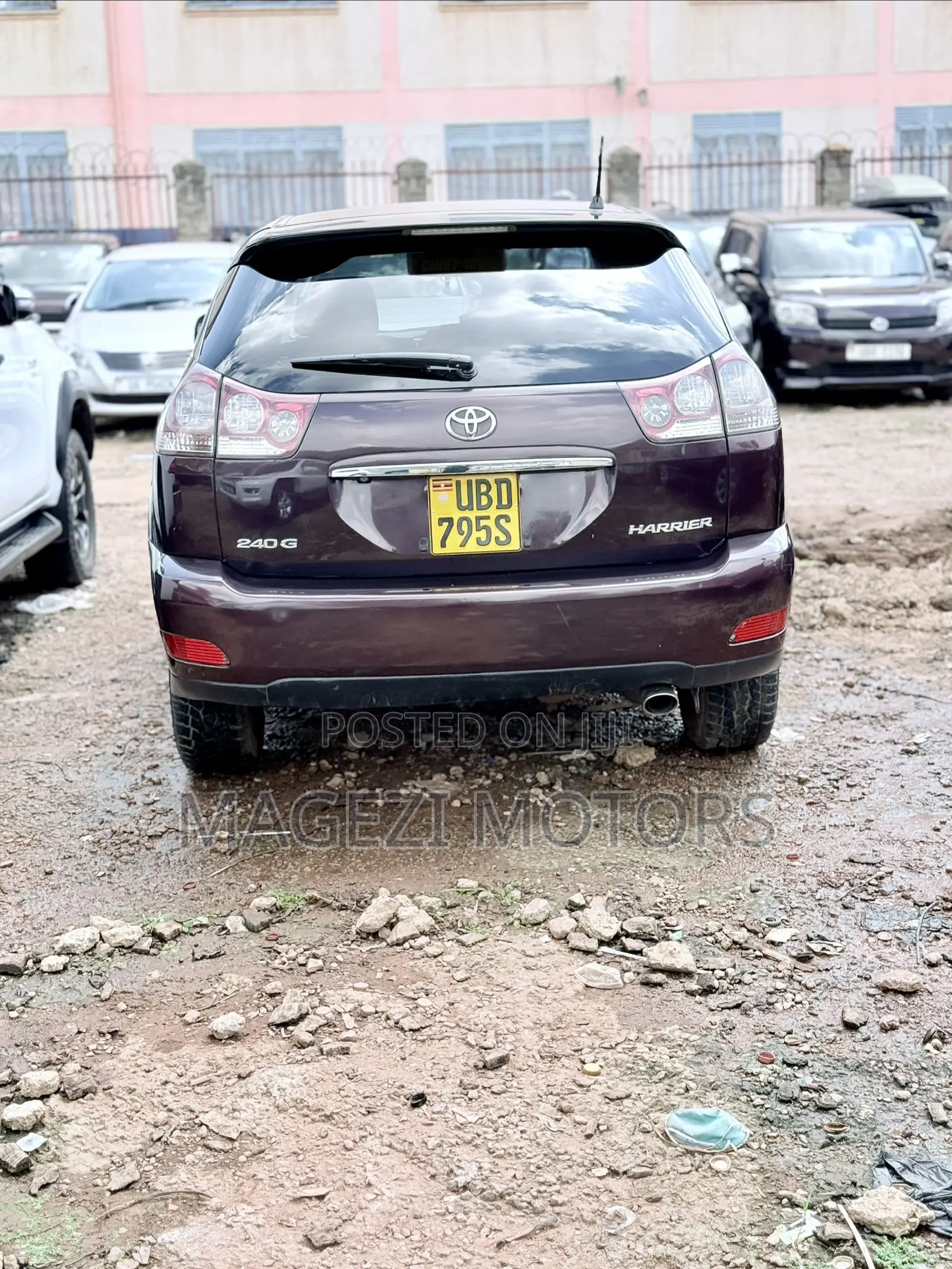 Toyota Harrier 2010 Maroon