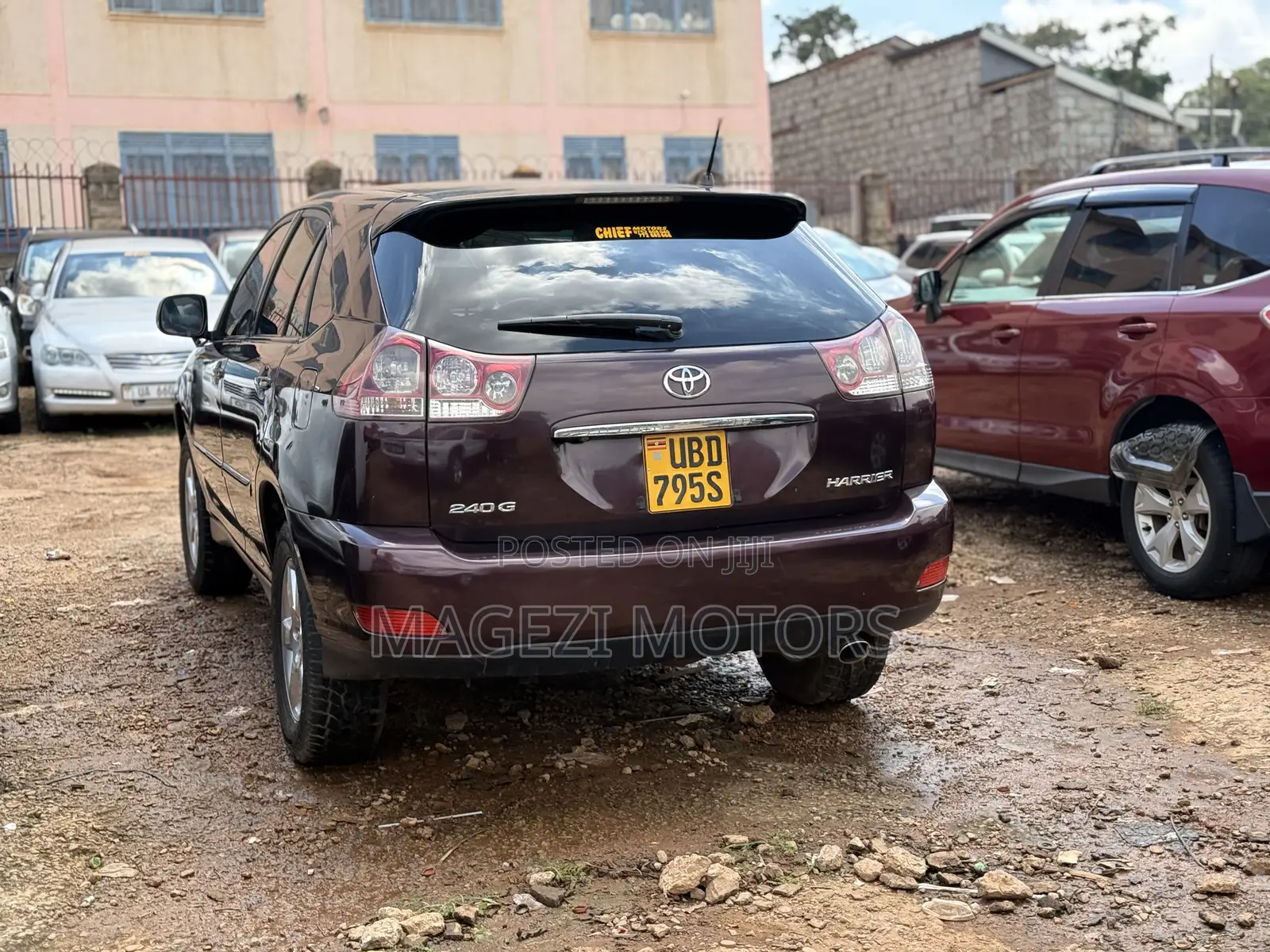 Toyota Harrier 2010 Maroon
