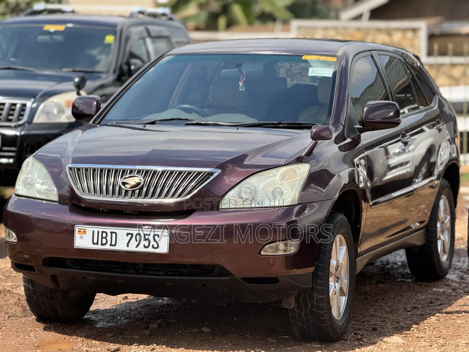 Toyota Harrier 2010 Maroon