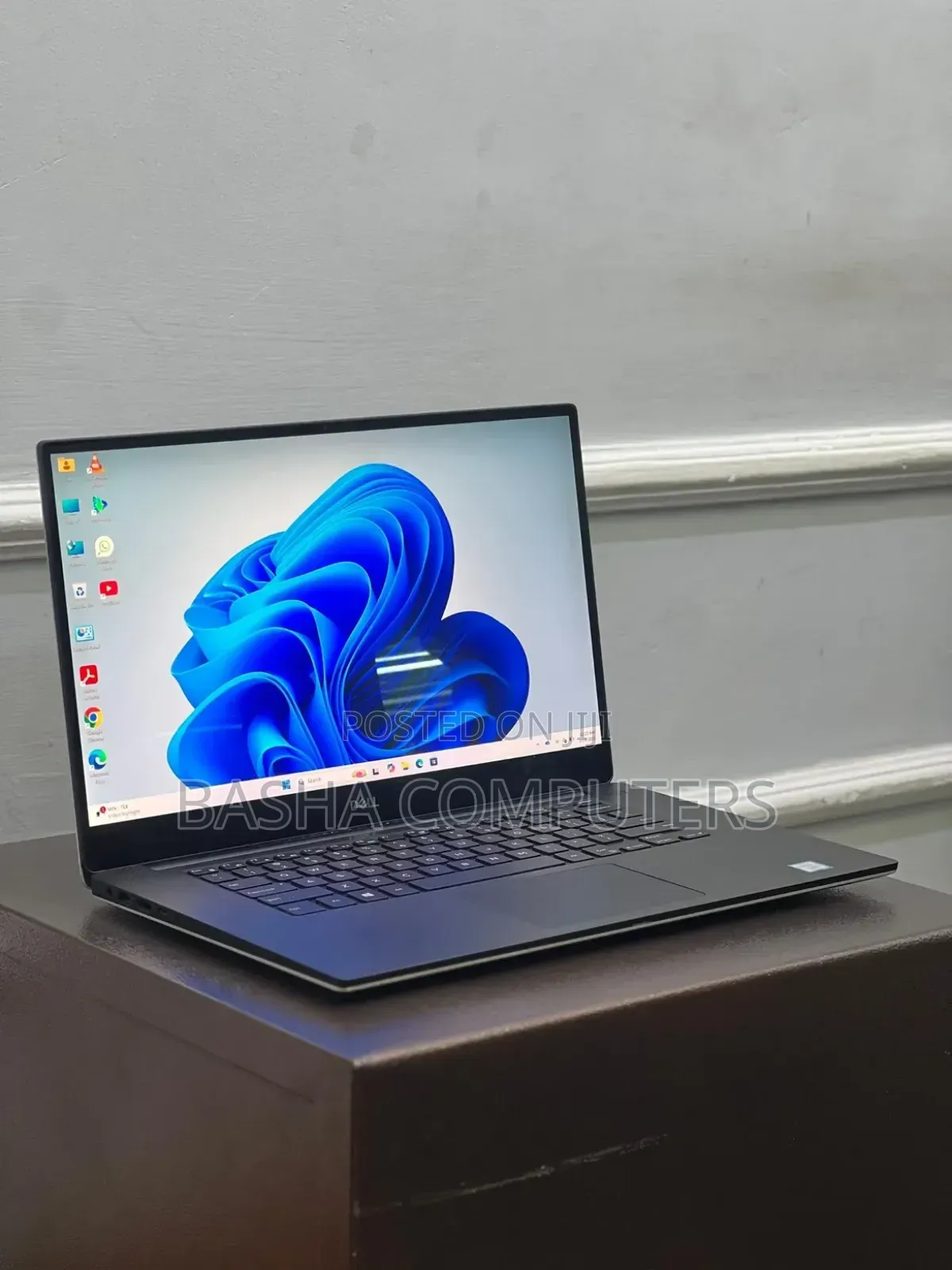 New Laptop Dell Precision 15 5540 16GB Intel Core i7 SSHD+SSD 256GB