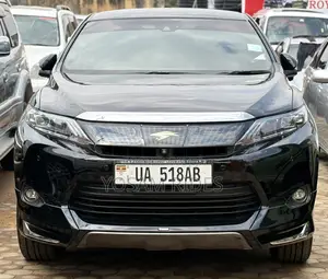 Toyota Harrier 2.0 2016 Black