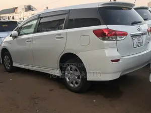 Toyota Wish 2010 White