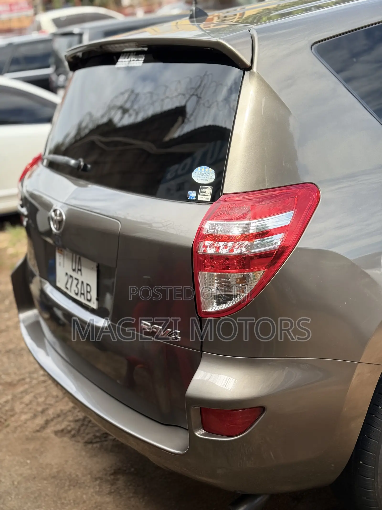 Toyota RAV4 2010 Brown