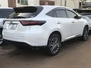 Toyota Harrier 2016 White