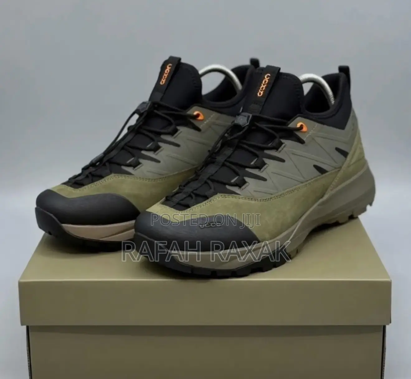 Men’S Classic Green Ecco Sagestride Casual Leather Sneakers