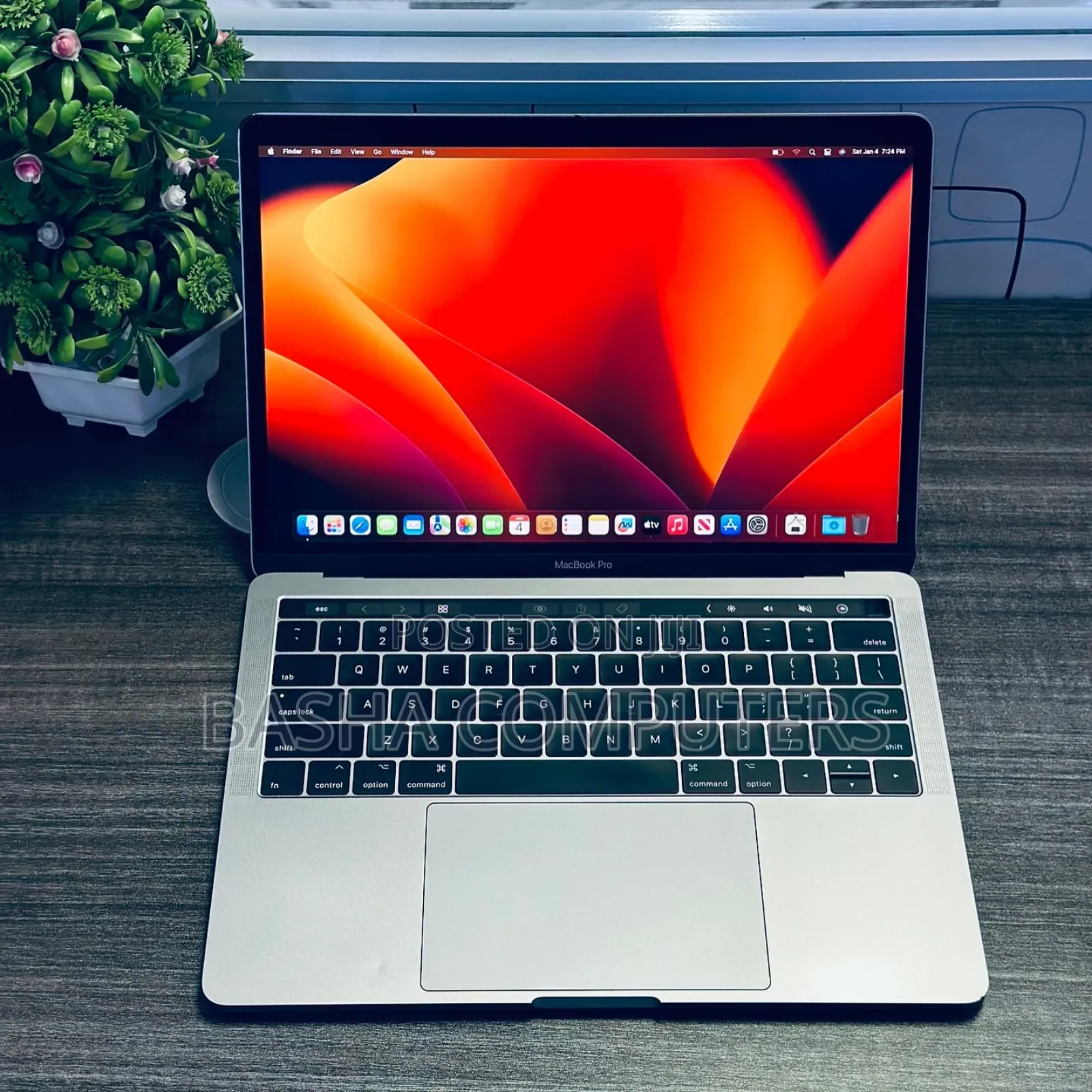 New Laptop Apple MacBook Pro 16GB Intel Core i7 SSHD+SSD 512GB