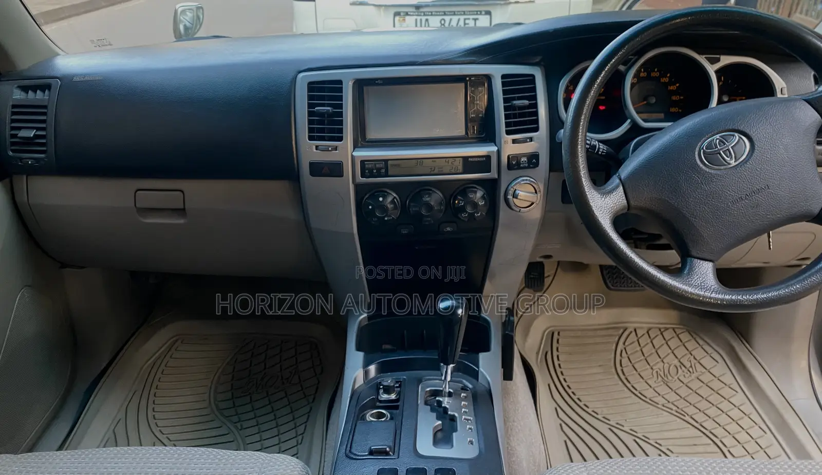 Toyota Hilux Surf 2003 Gold