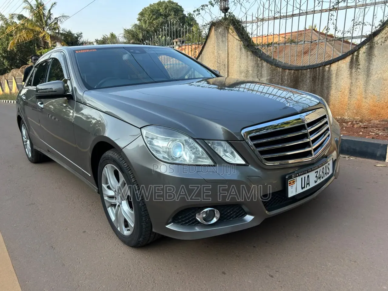 Mercedes-Benz E300 2010 Gray