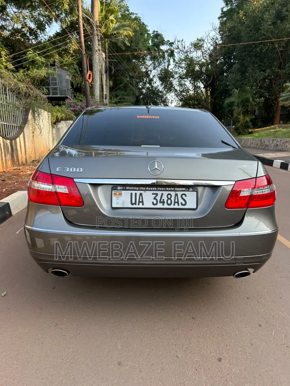 Mercedes-Benz E300 2010 Gray