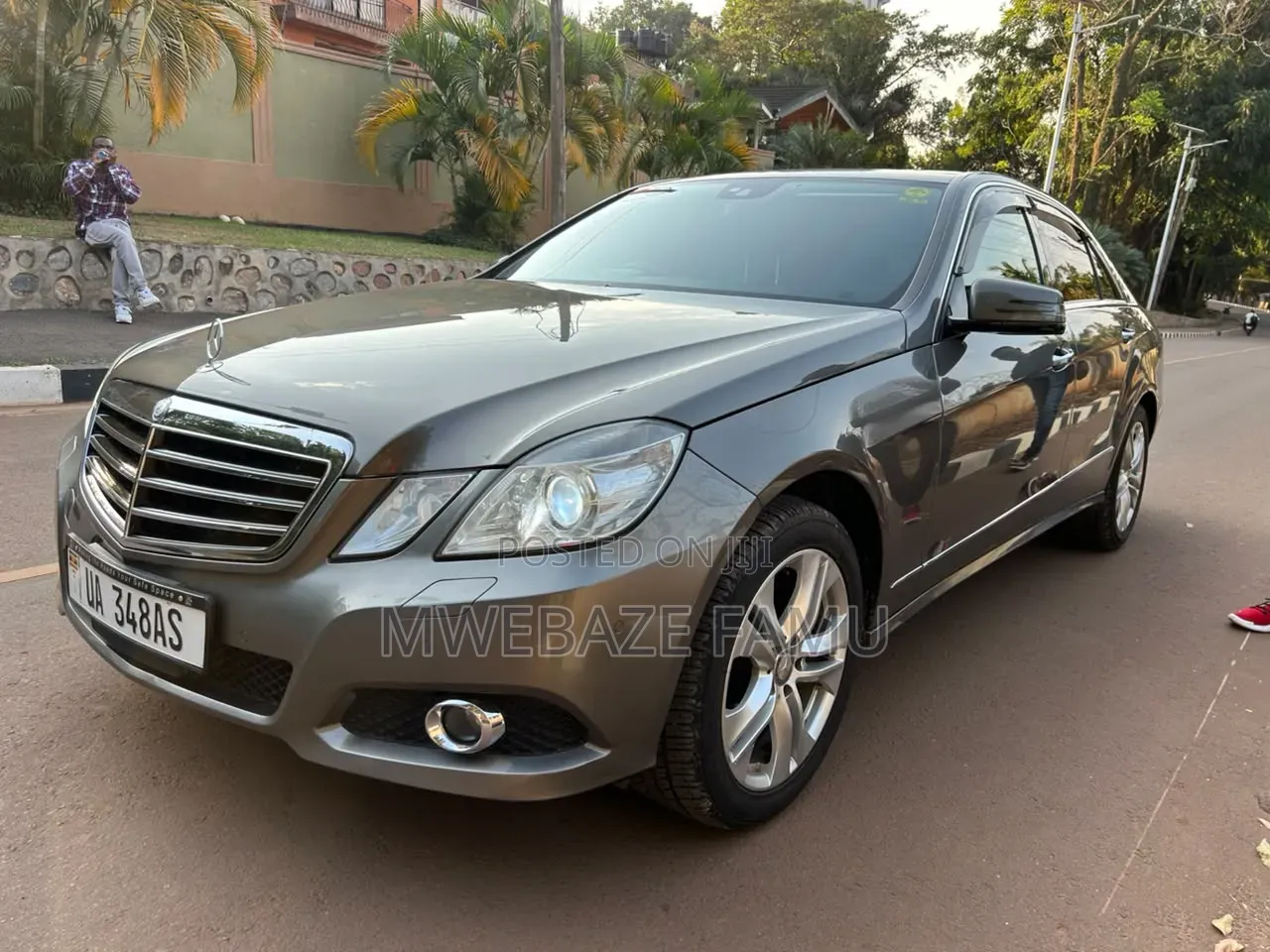 Mercedes-Benz E300 2010 Gray