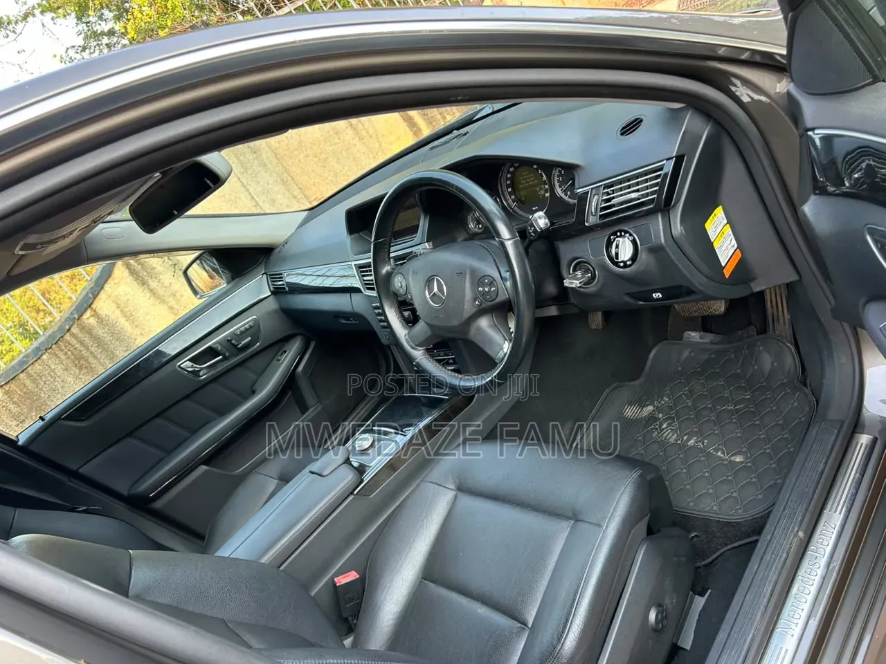 Mercedes-Benz E300 2010 Gray