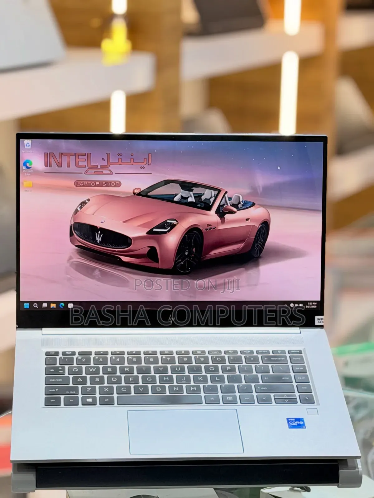 New Laptop HP ZBook Studio G8 16GB Intel Core i7 SSHD (Hybrid) 512GB