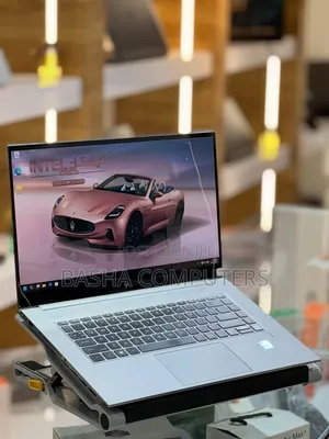 New Laptop HP ZBook Studio 16GB Intel Core i9 SSHD+SSD 512GB