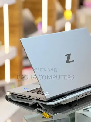 New Laptop HP ZBook Studio 16GB Intel Core i9 SSHD+SSD 512GB