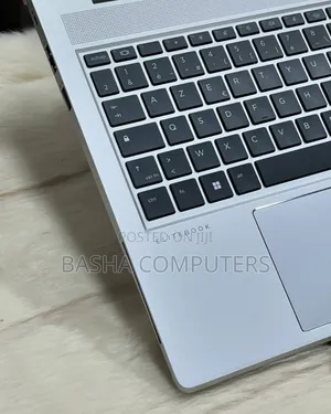 New Laptop HP EliteBook 640 G9 16GB Intel Core i7 SSHD+SSD 512GB