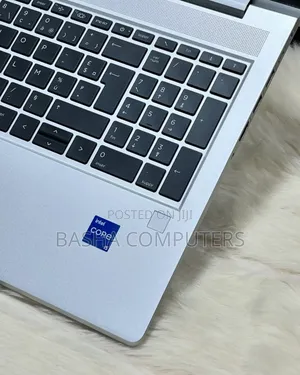 New Laptop HP EliteBook 640 G9 16GB Intel Core i7 SSHD+SSD 512GB