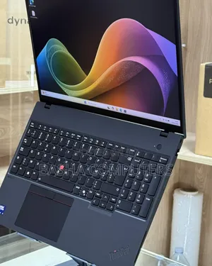 New Lenovo ThinkPad T15 Gen1 16GB Intel Core Ultra 5 SSHD+SSD 512GB