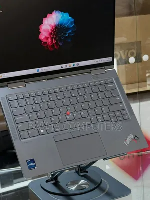 New Laptop Lenovo ThinkPad X1 Yoga 16GB Intel Core i7 SSHD+SSD 512GB