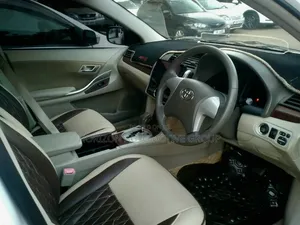Toyota Premio 2010 White