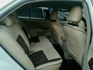 Toyota Premio 2010 White