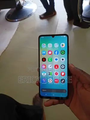 Samsung Galaxy A06 64 GB Black