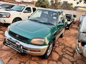Toyota RAV4 Automatic 2000 Green