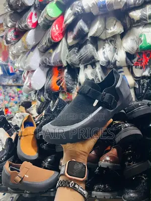 Crocs Closed Shoes Available Size 40-45