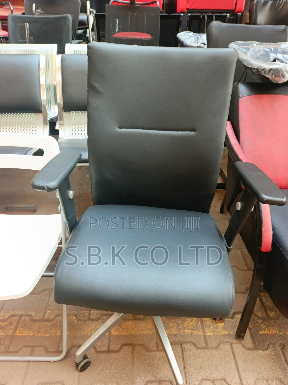 Office Chairs on Sale