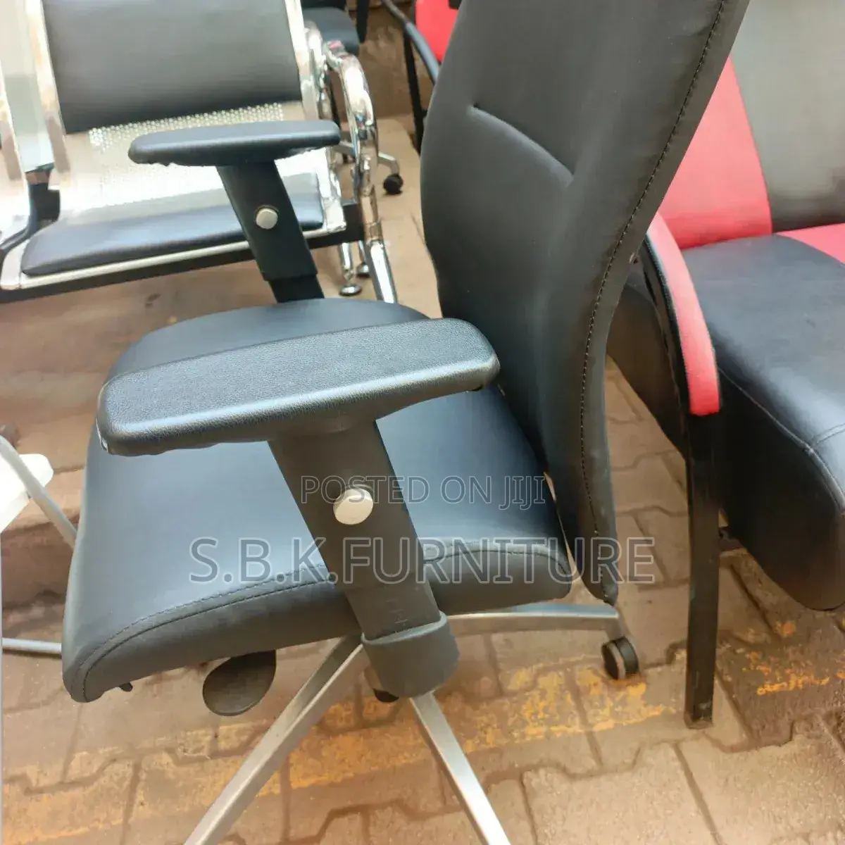 Office Chairs on Sale