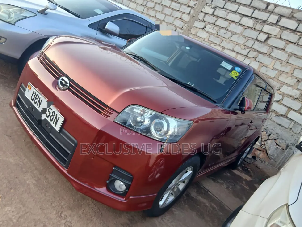 Toyota Corolla Rumion 2009 Red