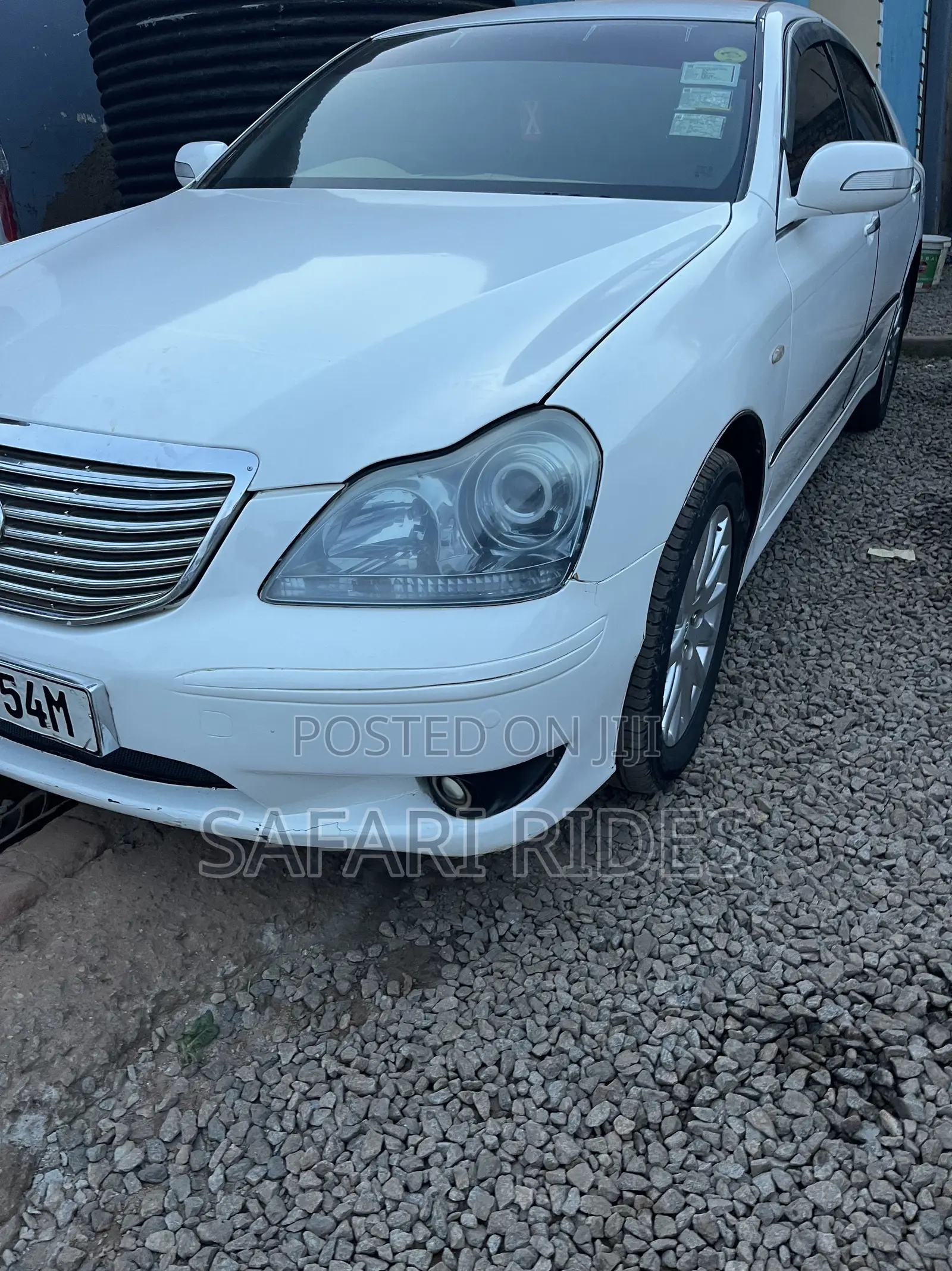 Toyota Crown 2010 White