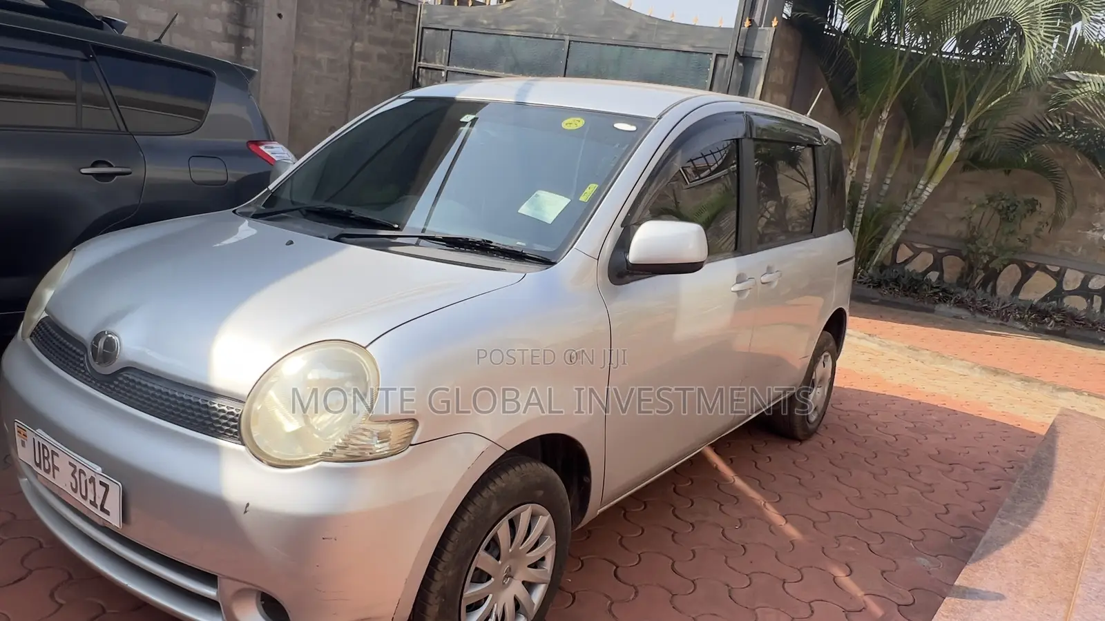 Toyota Sienta 2006 Silver
